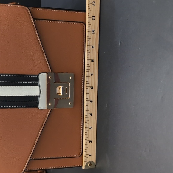 Scarleton Women's Brown Handbag/Satchel/Crossbody Bag. - Picture 14 of 16